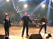 Clip 'With a little help from my friends'